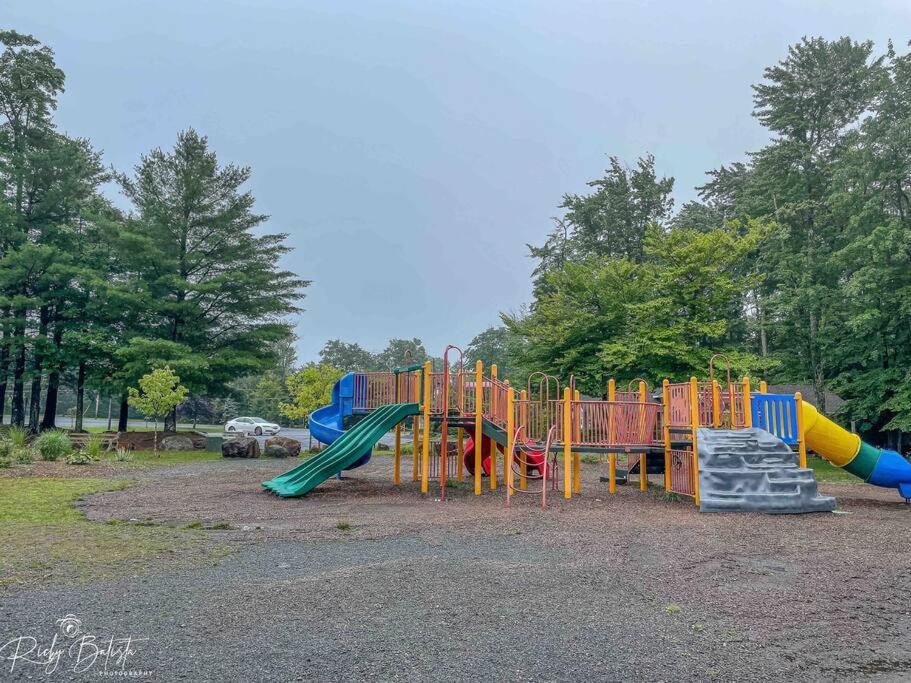 Cozy, Spacious House *New*Inthecommunity+Fire Pit Tobyhanna Eksteriør billede